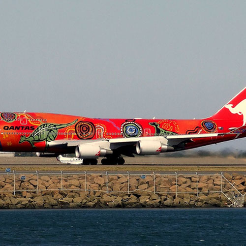 Qantas (Квонтас) Самолет 9