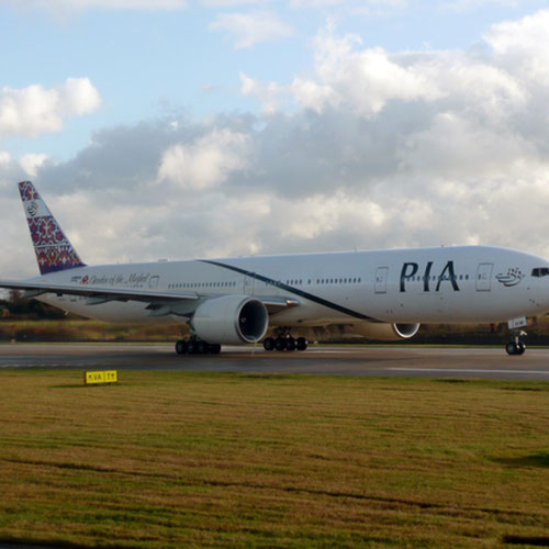 Pakistan International Airlines (Пакистанские Авиалинии) Самолет 4