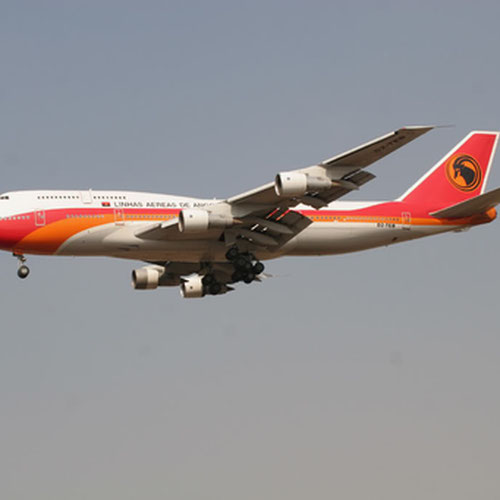 TAAG Angola Airlines (ТААДж Ангола Эйрлайнс) Самолет 4