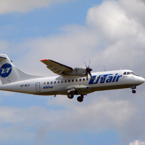 ЮТэйр (UTAir) Самолет 3