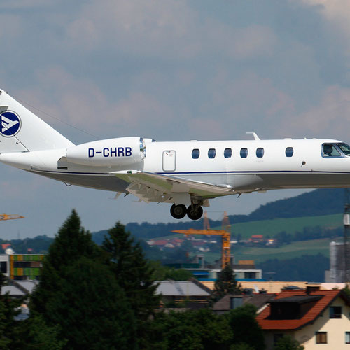 Hahn Air (Хан Эйр) Самолет 2
