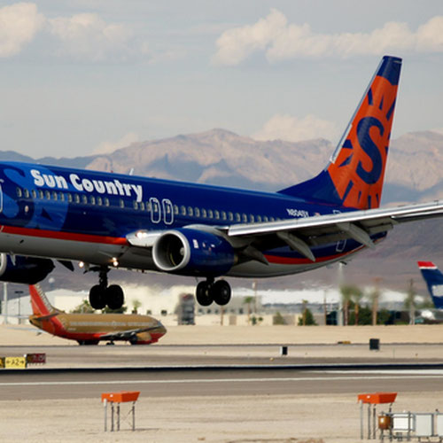 Sun Country Airlines (Сан Кантри Эйрлайнс) Самолет 1