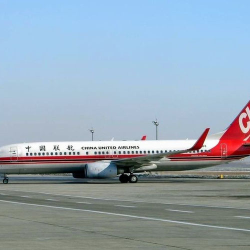 China United Airlines (Чайна Юнайтед Эйрлайнс) Самолет 3