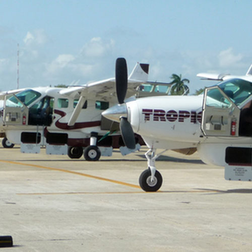 Tropic Air (Тропик Эйр) Самолет 1