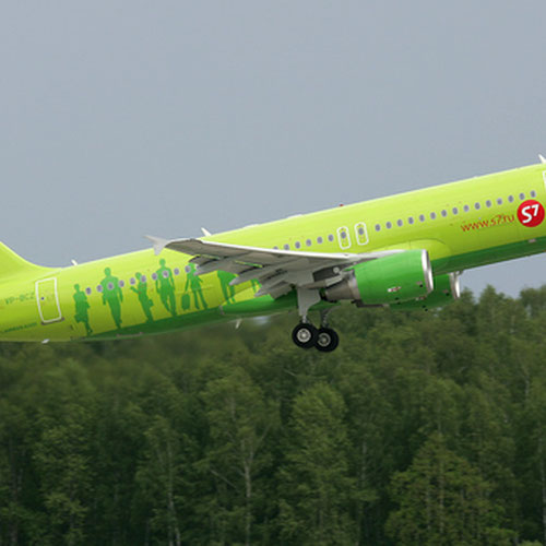 Эс Севен Эйрлайнс (S7 Airlines) Самолет 4