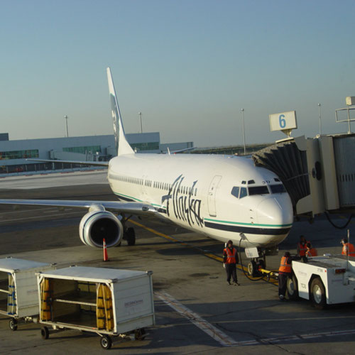 Alaska Airlines (Аляска Эйрлайнс) Самолет 1