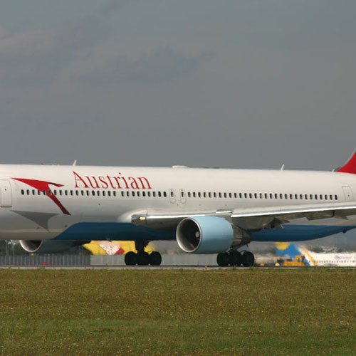 Austrian Airlines (Австрийские Авиалинии) Самолет 1