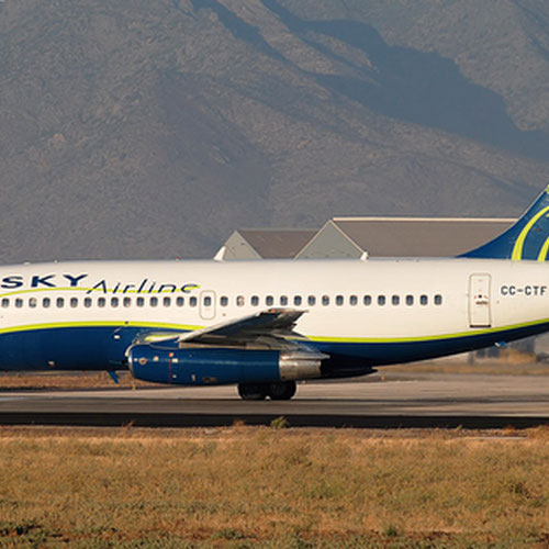 Sky Airline (Скай Эйрлайн) Самолет 1