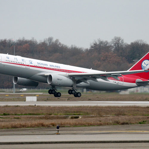 Sichuan Airlines (Сычуань Эйрлайнс) Самолет 2