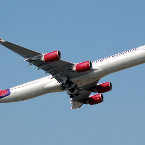 Virgin Atlantic (Вёджин Атлантик) Самолет 4