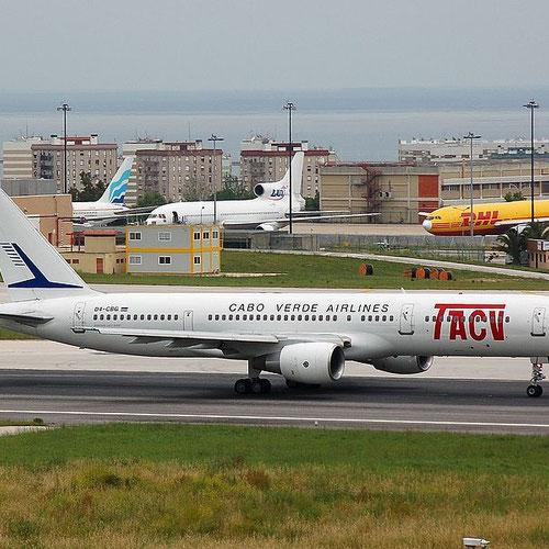 TACV Cabo Verde Airlines (ТиЭйСиВи Кабо-Верде Эйрлайнс) Самолет 5