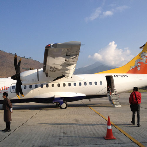 Druk Air (Друк Эйр) Самолет 8