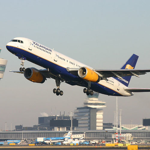 Icelandair (Айслэндэйр) Самолет 1