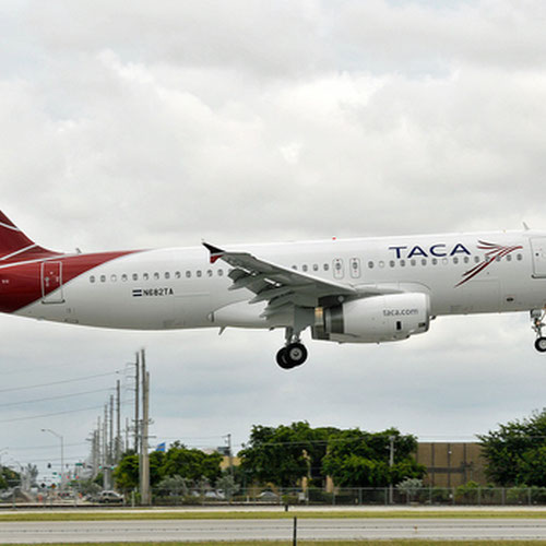 Avianca El Salvador (Авианка Эль Сальвадор) Самолет 1