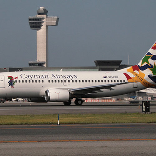 Cayman Airways (Кайман Эйрвейс) Самолет 1