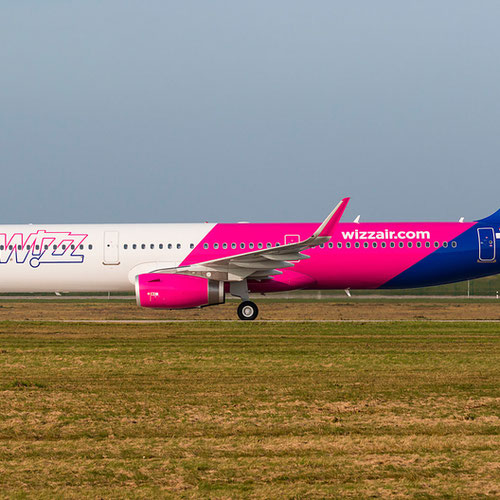 Wizz Air (Визз Эйр) Самолет 10