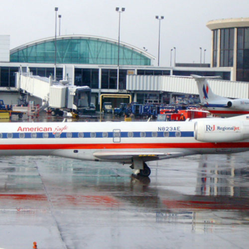 American Eagle Airlines (Американ Игл Эйрлайнc) Самолет 3