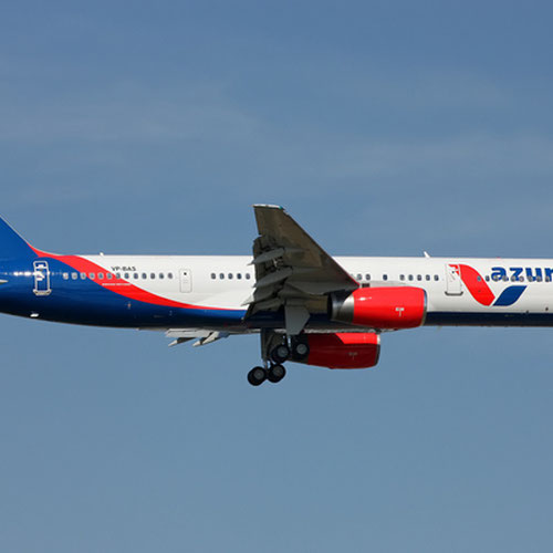 АЗУР эйр (AZUR air) Самолет 2