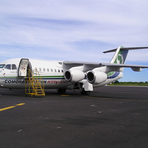 Comores Aviation (Коморес Авиэйшн) Самолет 2