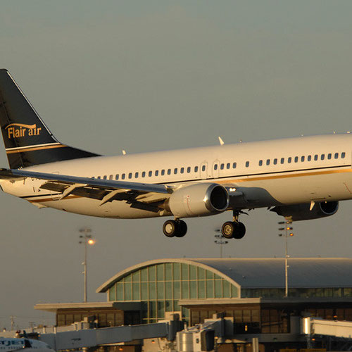 Flair Airlines (Флэйр Эйрлайнc) Самолет 1