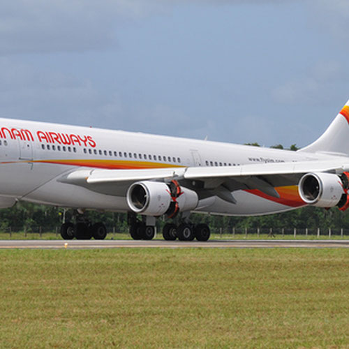 Surinam Airways (Суринам Эйрвейс) Самолет 3
