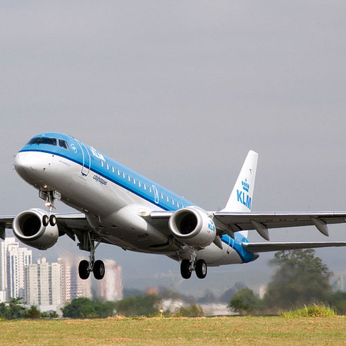 KLM cityhopper (КЛМ ситихоппер) Самолет 1