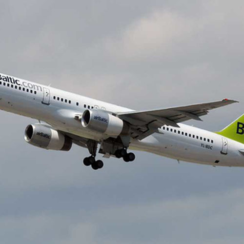 AirBaltic (ЭйрБалтик) Самолет 1
