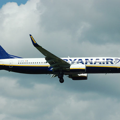 Ryanair (Райанэйр) Самолет 2