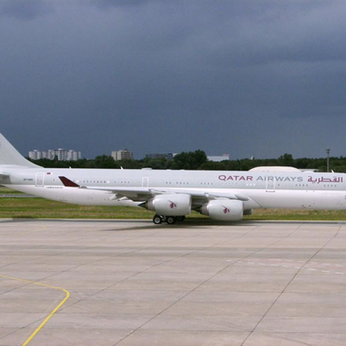 Qatar Airways (Катар Эйрвейс) Самолет 3