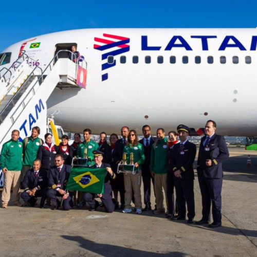 LATAM Airlines Brasil (ЛАТАМ Эйрлайнс Бразил) Самолет 10