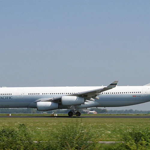 Cathay Pacific (Катей Пасифик) Самолет 4
