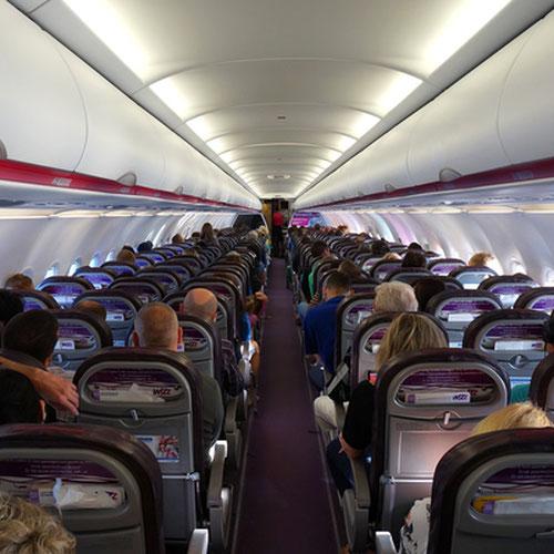 Wizz Air (Визз Эйр) Самолет 8