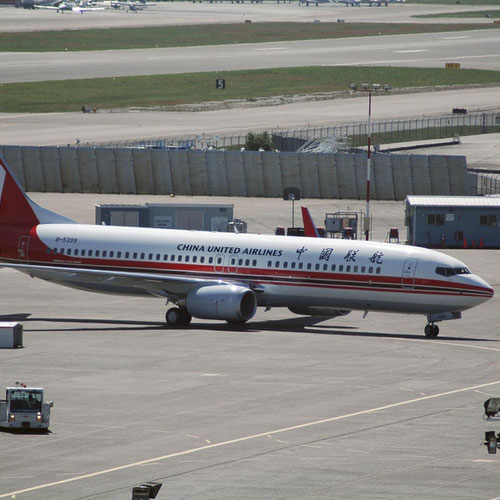 China United Airlines (Чайна Юнайтед Эйрлайнс) Самолет 1