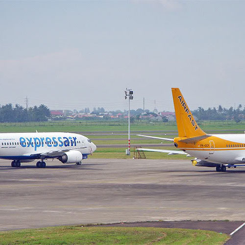 Express Air (Экспресс Эйр) Самолет 2